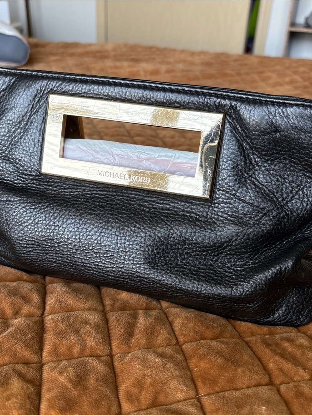 MICHAEL KORS Black Leather Clutch with Gold-tone Hardware